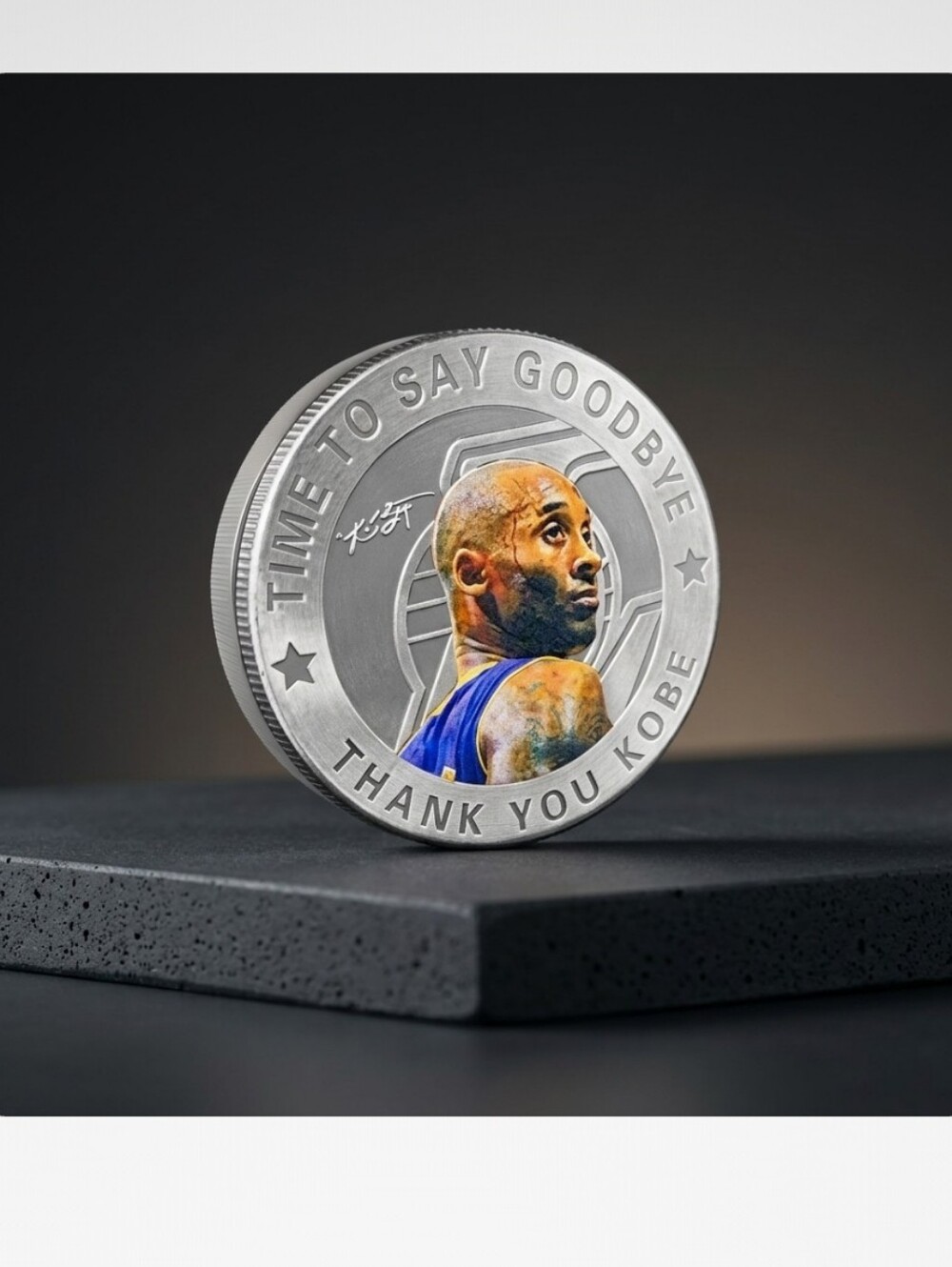 KOBE BRYANT LAKERS SIGNED LIMITED EDITION 24K WHITE GOLD COIN & CERTIFICATE OA!